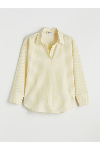 LC Waikiki GiyÇık Store den Sarı Çizgili Oversize Oxford Kadın Gömlek