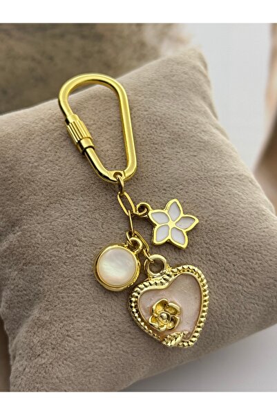 roshel Heart-Shaped Gold Keychain & Bag Charm Keychain Accessory as a Gift