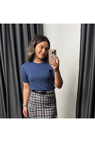 BÜŞRA PERKER Crew Neck Short Sleeve Basic Knitwear