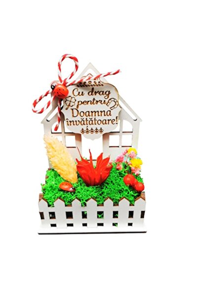 OEM Martisor cu licheni si flori naturale pentru Invatatoare - Casuta primaverii