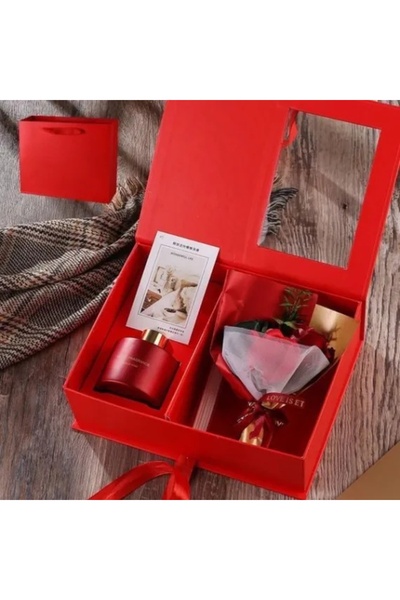 velve Lovely day set, with decorative flowers and perfume diffuser, in an ele...