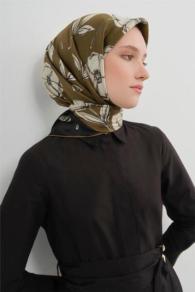 Armine Eșarfă din mătase pură tip twill 9536D 35