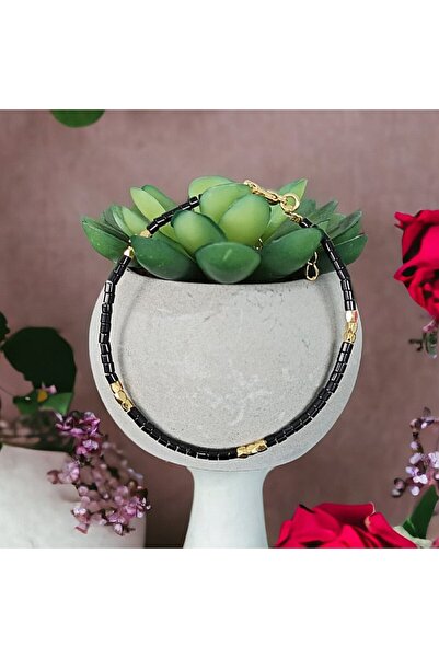 Ezera Tashi Bracelet made of Black Agate Crystals