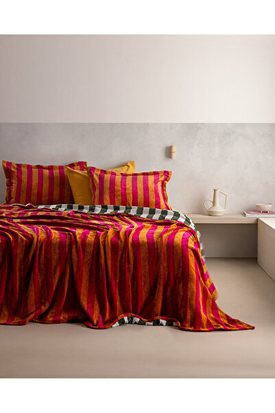 Madame Coco Irene Double Bedspread - Khaki/Pink