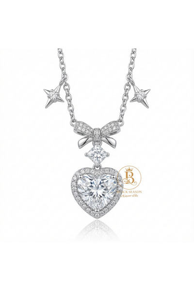 Black Season Romantic necklace studded with a bow and heart design |