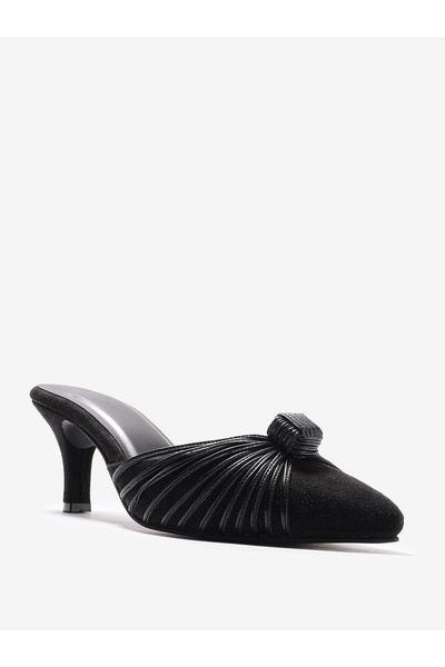 Pair-ie Tales By Styli Women Knotted Pleated Mules
