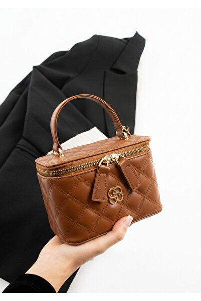 Zealous حقيبة يد وكتف فاخرة وعصرية مطرزة بسلسلة شبكية