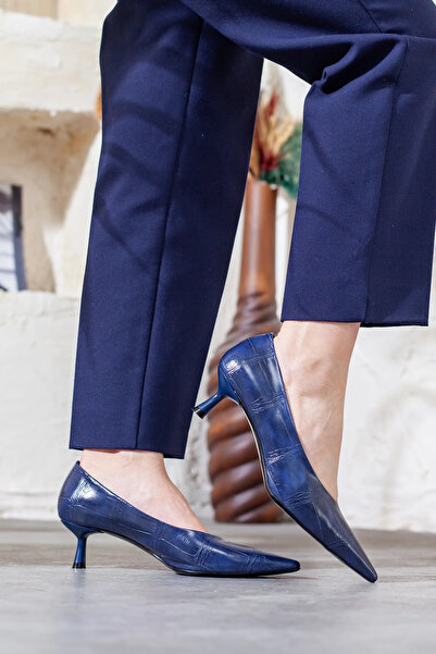 Adım Adım Crocodile Pattern Pointed Toe Heeled Shoes