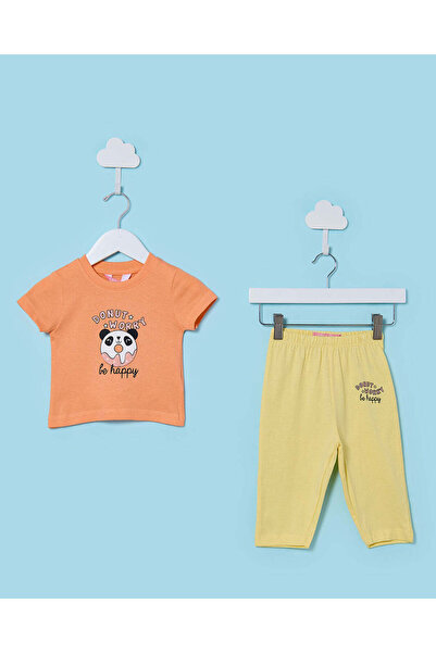 REDTAG طقم بيجاما مطبوع باللونين الأصفر والبرتقالي للفتيات الصغيرات (قطعتان)