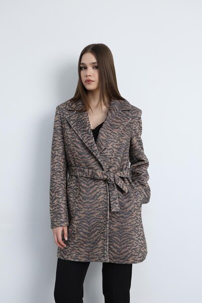 Swass Short Coat Zebra Pattern