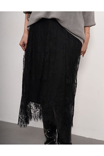 sumoda Women's Asymmetrical Cut Lined Lace Skirt