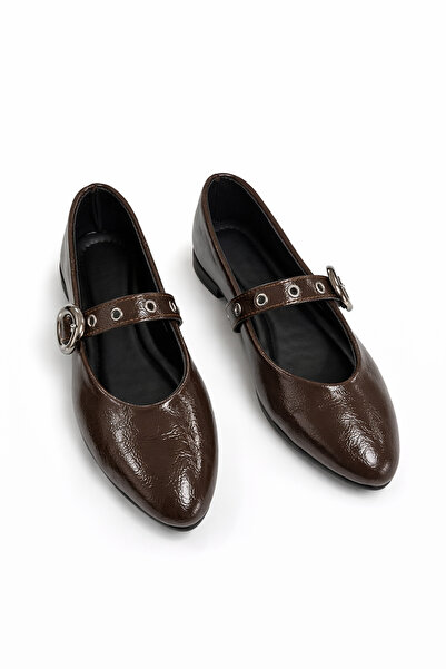 FootFrenzy Γυναικείες μπαλαρίνες Victoria Shiny Patent Leather με καφέ αγκράφ...