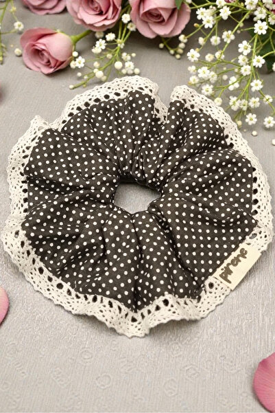 Pirene Miki Lace Scrunchie – Polka Dot Lace Poplin Hair Clip