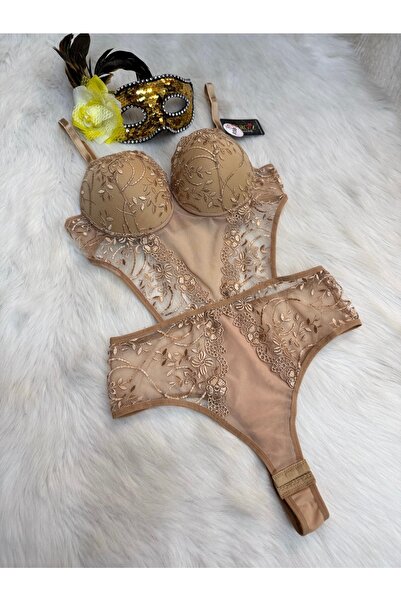 VİP SECRET Σετ εσωρούχων ARONA με ενισχυμένο κορμάκι