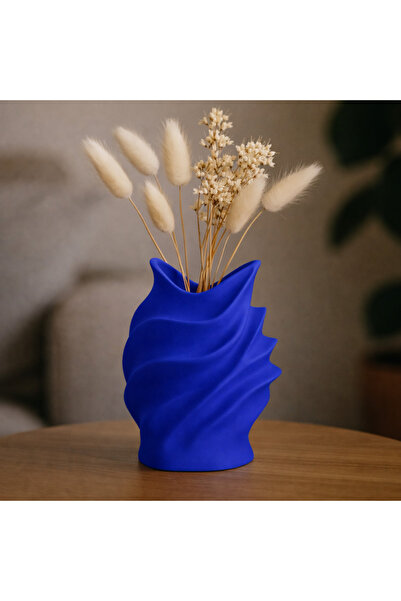 Vescarri Elemental Decorative Vase |   Fluid Modern Design