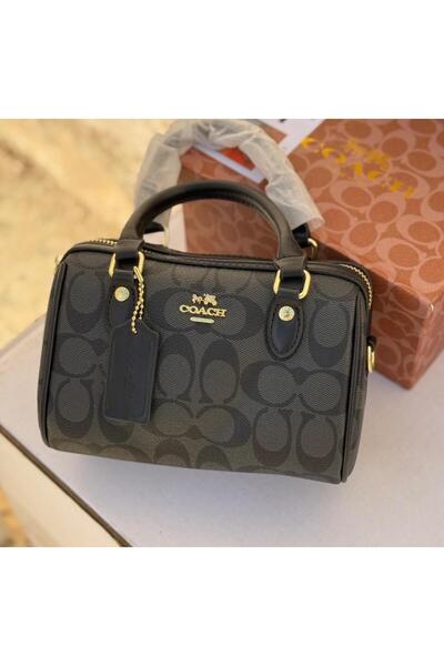 Generic High-quality handbag and shoulder bag with accessories