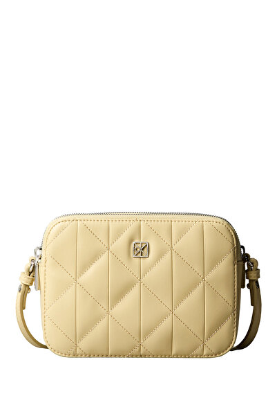 Calvin Klein %51 Polyester, %49 Poliüretan Açık Sarı Kadın Çapraz Çanta LV04F...