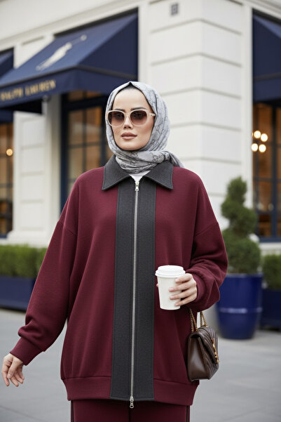 Aselim Hijap Moda Nordic Selanik- Oversized Suit with Embroidered Detail |   ...