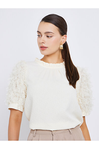 Styli بلوزة نسائية قصيرة الأكمام بنقشة كريمية اللون