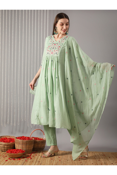 Globus By Styli Women Green Floral Embroidered Kurta with Pant and Dupatta Set