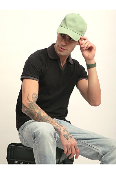 Dillinger By Styli بولو رجالي سادة بقصة عادية وياقة مفتوحة