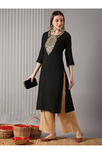 Globus By Styli Women Embroidered Yoke Detail Straight Festive Kurta