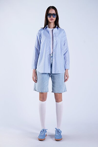 Trend Alaçatı Stili Women's blue single pocket striped poplin shirt alc-x15122