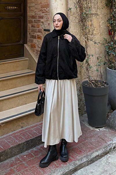 lamelif Embroidery Detailed Coat Black