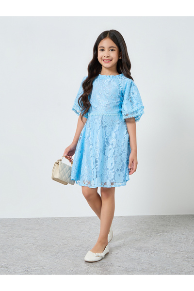 Styli فستان بناتي أزرق من الدانتيل بأكمام واسعة يصل إلى الركبة