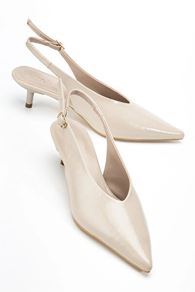 bakacstore Women's beige crinkled patent leather low heel shoes