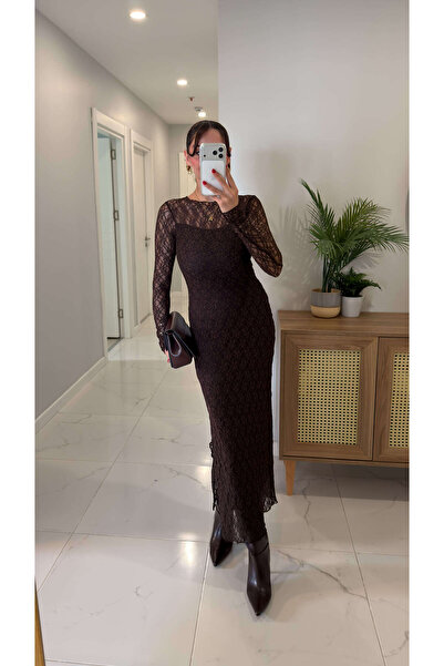 BİRCANÇİL Rochie căptușită din dantelă maro Jedro cu detaliu de șliț