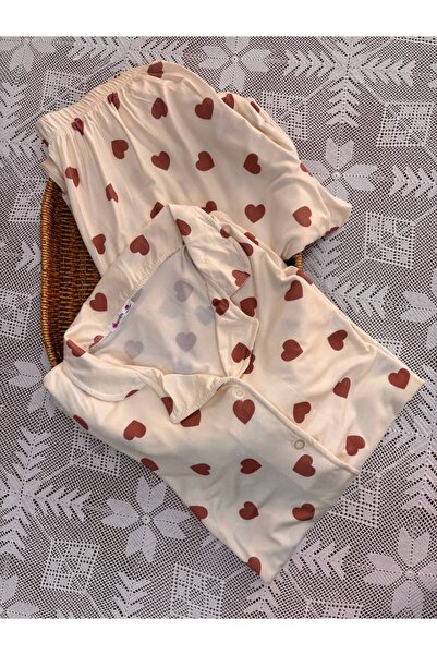 Carmen Kalp Desenli Yumuşacık Milan Kumaş Önden Düğmeli 4 Mevsimlik Pijama Ta...