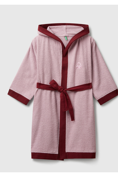 United Colors of Benetton رداء حمام بغطاء للرأس مزين بشعار أحمر للأولاد