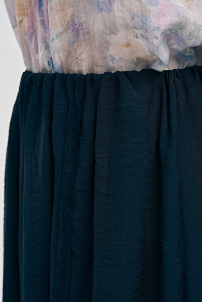 Orfeo Negro Women's Lace Detailed Solid Color Maxi Skirt