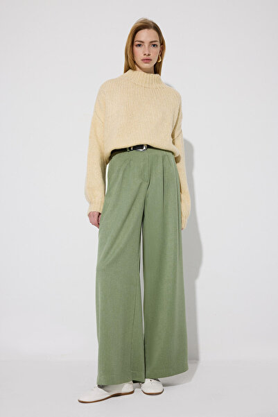 Touché Privé Pleated Pocket Trousers