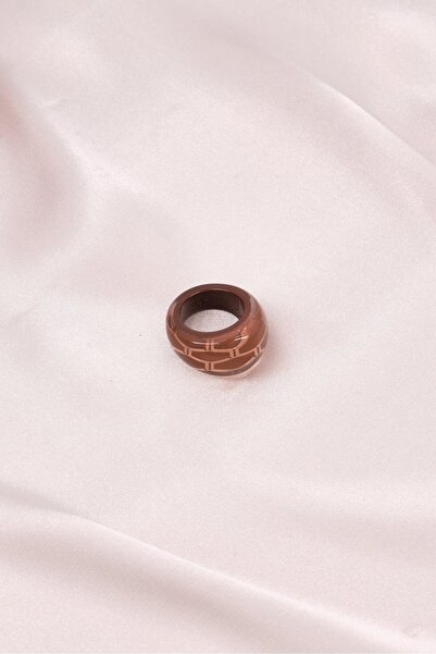 Calvin Klein Women Fashion Resin Ring, Brown