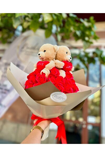 Buchetezie Women's Gift Bouquet Fall in Love Bouquet with Soap Roses