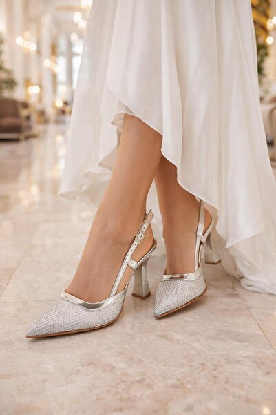 MODAONN Women's Sparkly Pointed Toe Thick Heel Evening Dress Shoes