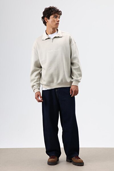 VAMOSCLO Collar Zippered Oversize Sweatshirt Beige