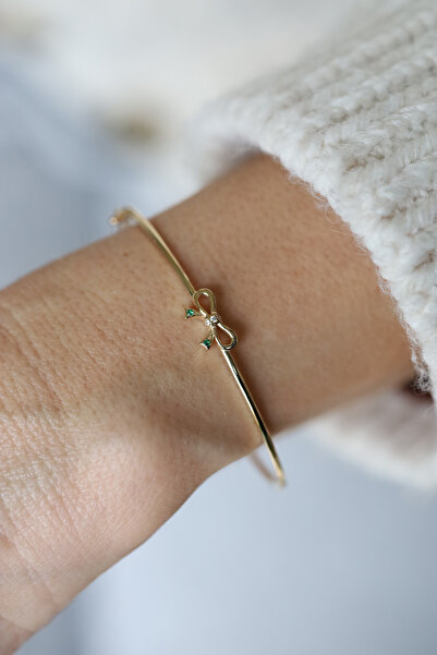 Yenigün Kuyumculuk 14 Ayar Altın Yeşil Taşlı Fiyonklu İnce Kelepçe KLP54919