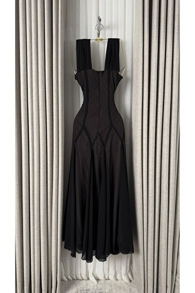 ADORA Georgette evening dress with a fairytale cut (please choose your size c...