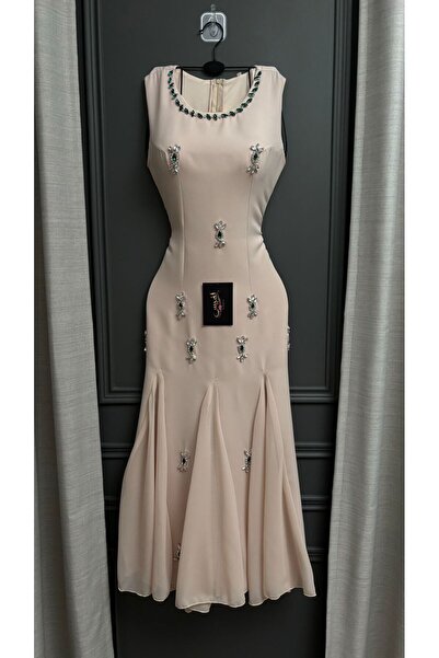 To Be Georgina's dress