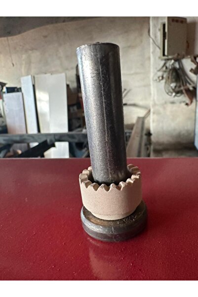 Stud çivisi