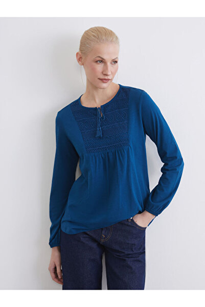 LC Waikiki Sparkling Choices Tie-Up Roba Collar Embroidered Blouse from Shini...