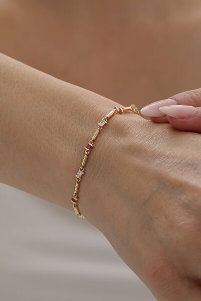 YAVUZ KUYUMCULUK 14 Ayar Altın Modern Desen Yakut Taşlı Bileklik