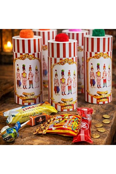 NAJM ALDIRA Empty Eid giveaway boxes