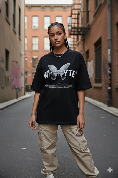 Agolady Μπλουζάκι Unisex Μαύρο Oversize με στάμπα πεταλούδας και λαιμόκοψη πο...