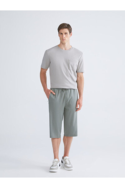 LC Waikiki شورت رجالي من سيراي نيو سيزون ستاندرد فومول