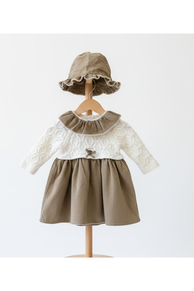 Generic Girls' velvet dress with a hat - off-white