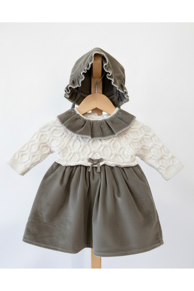 Generic Girls' velvet dress with a hat - beige